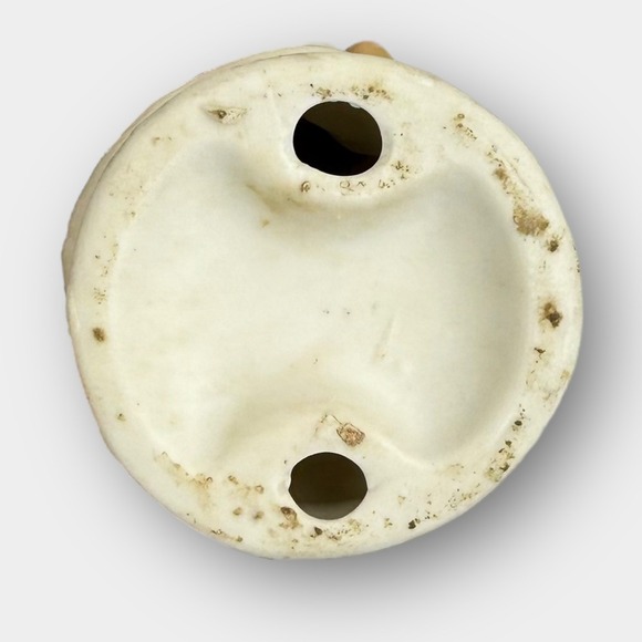 Vintage Chalkware Religious Figurine Statue – Folk Art Collectible (Cracked) - Picture 12 of 12